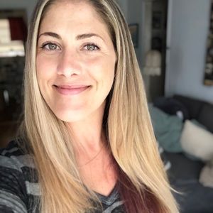 Meet your Posher, Julie